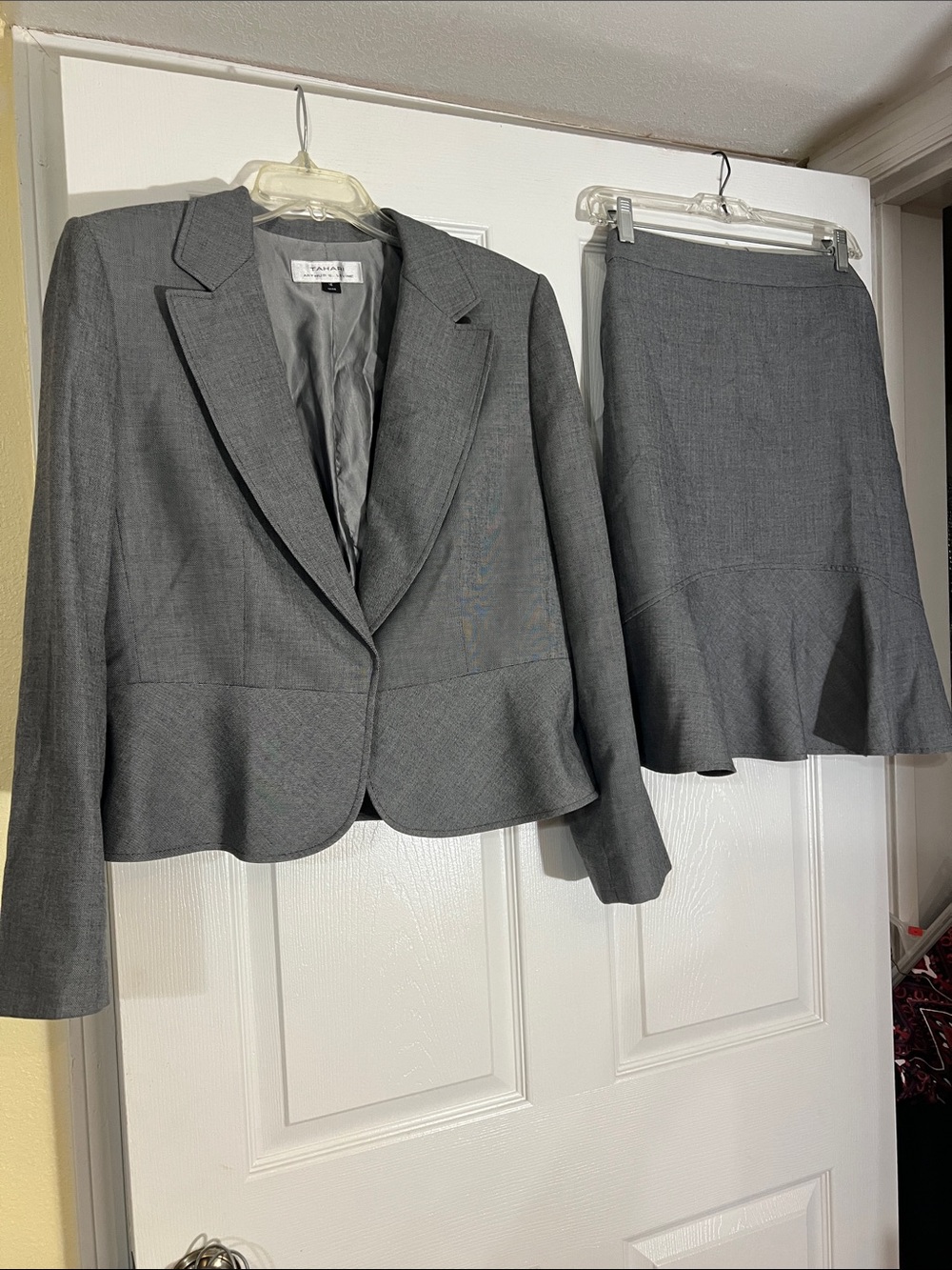 Tahari Gray Women's Two-Piece Skirt Suit - Tailored Jacket & Flared Hem Skirt